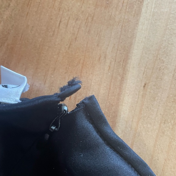 ADOLFO NEW YORK - Authentic Union Made VTG Classic Black Silk Long Sleeve Blouse - Picture 10 of 12